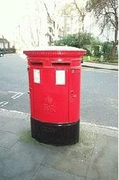 Royal Mail Post Box (photography: Season Prater)